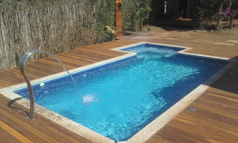 Como Cuidar da Água da Piscina de Vinil Corretamente? está prestes a descobrir tudo o que precisa saber para garantir água cristalina